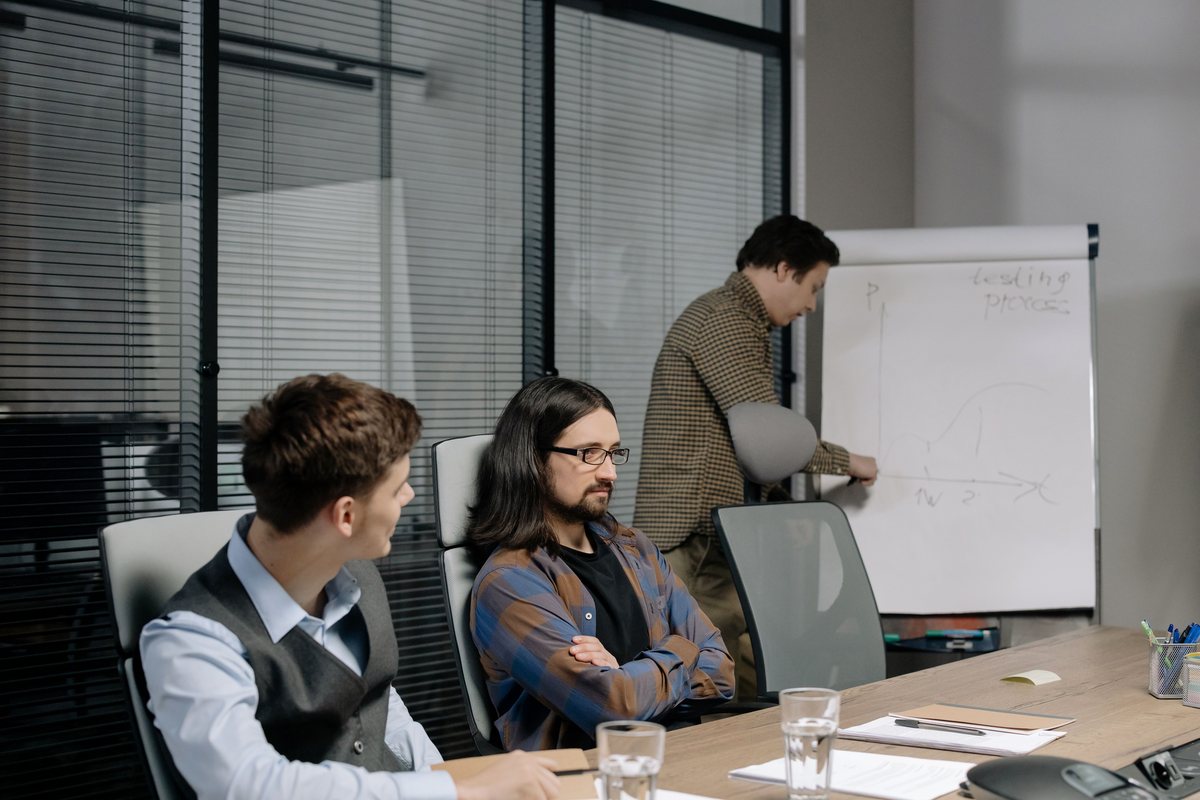 Discussing a corporate structure for an Italian holding company.